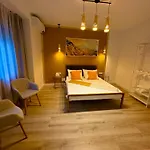 Nian Boutique Konukevi 4*