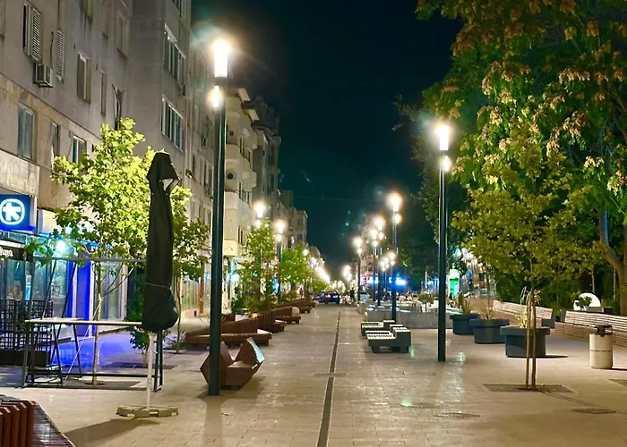 Nian Boutique 3* Constanţa